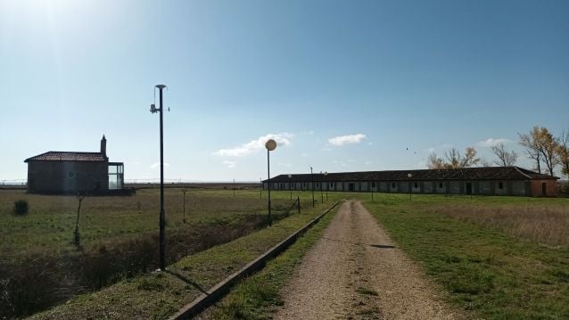 Sahagún el Real, ermida e almacén do Canal Sahagún el Real, ermida e almacén do Canal