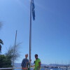 Izado de la bandera azul en la playa de Panadeira