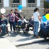 Os usuarios da asociación Amencer lanzan globos pedindo 25 desexos