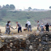 Trabajos de excavación en el yacimiento arqueológico de A Lanzada