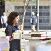 Iniciativa 'Pasen e lean' en la plaza de A Ferrería con motivo del Día Internacional delo Libro 2017
