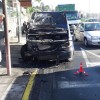 Incendio de una furgoneta en la rotonda de A Barca