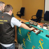 Armas e munición localizadas pola Garda Civil nun taller clandestino de reparación en Tomiño