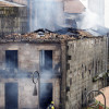 Estado en el que quedó el edificio que se incendió en A Ferrería