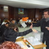 José Manuel Civeira votando no colexio Sagrado Corazón
