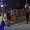 Despliegue de policías y ambulancias durante el sábado de 'peñas'