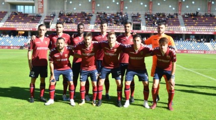 As mellores imáxenes do partido entre Pontevedra e Atlético Madrid B en Pasarón