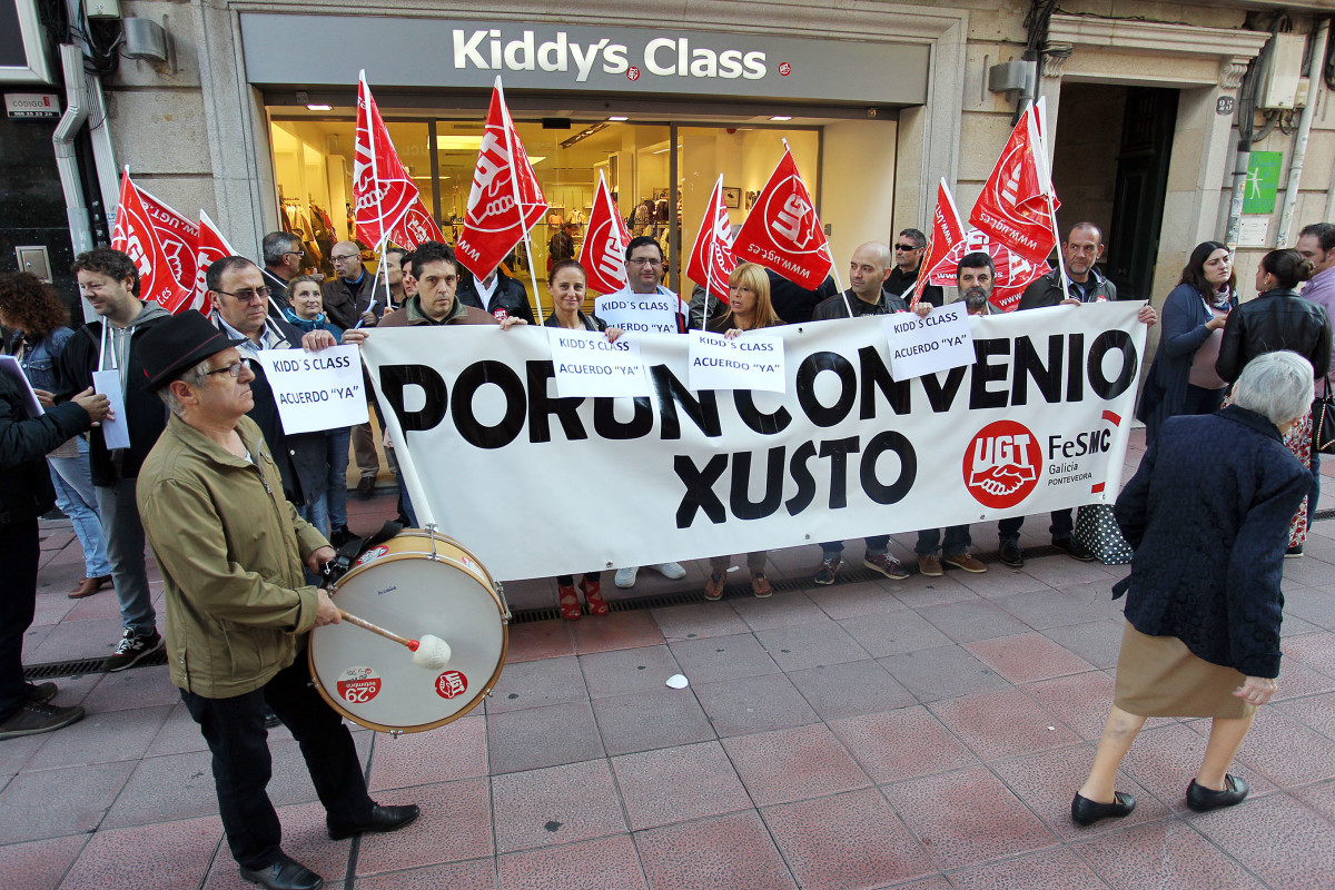 Las trabajadoras de Kiddy's Class reclaman las mismas condiciones laborales que tiene - Pontevedra