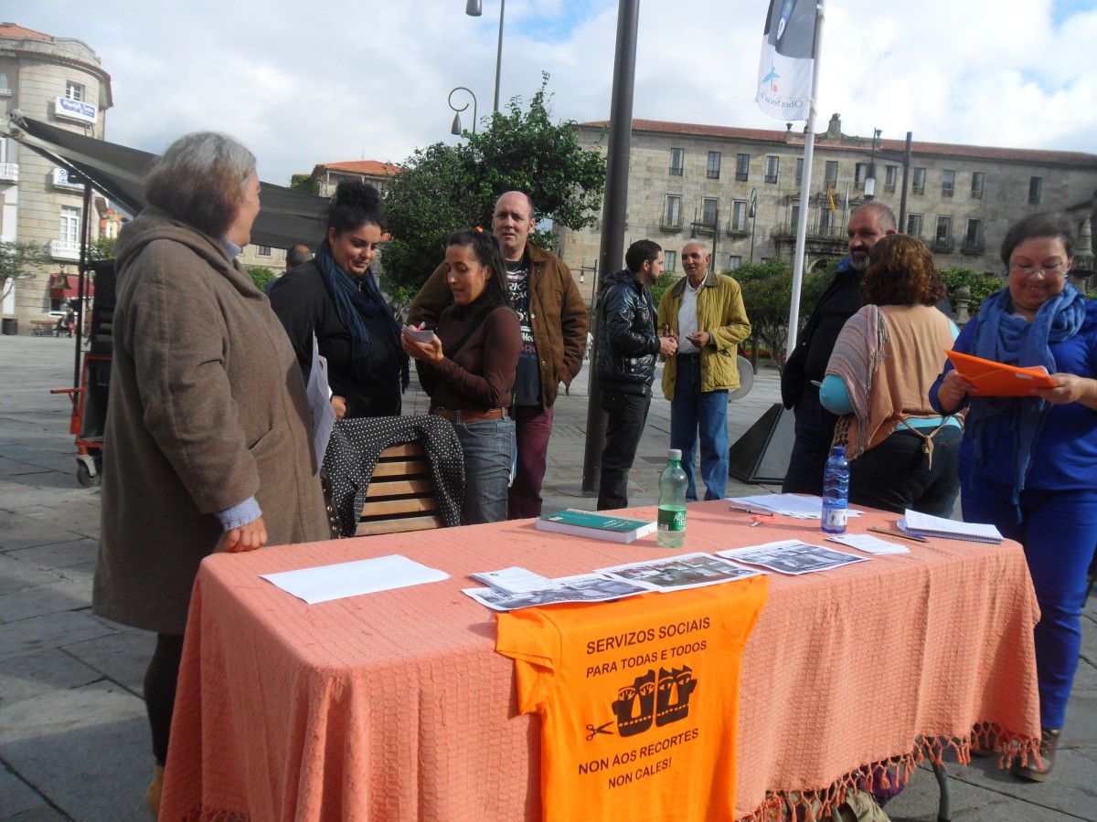 Actividad del Grupo Boa Vida Inclusión Activa para celebrar el Día Internacional por la Erradicación de la Pobreza y la Exclusión Social