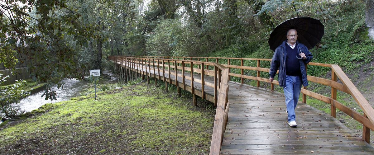 Paseo del río dos Gafos