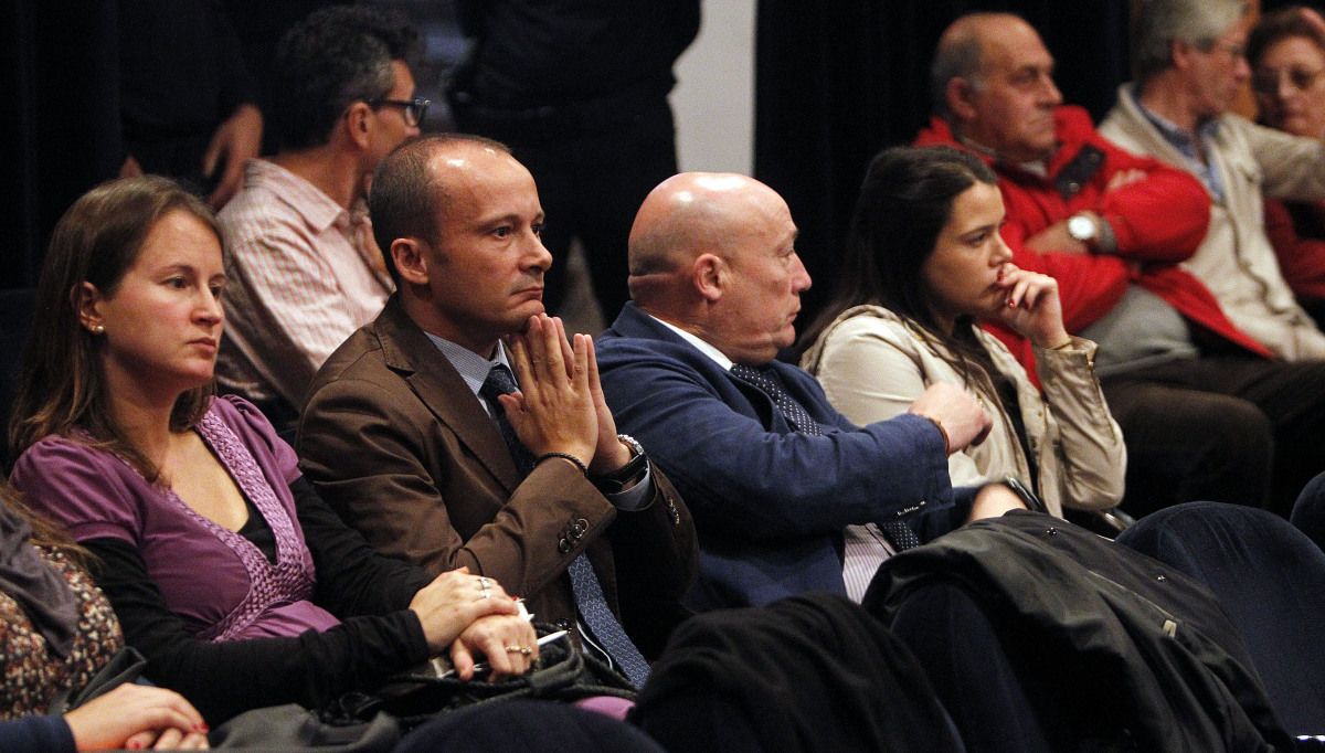 Representantes de las funerarias pontevedresas en el Pleno municipal