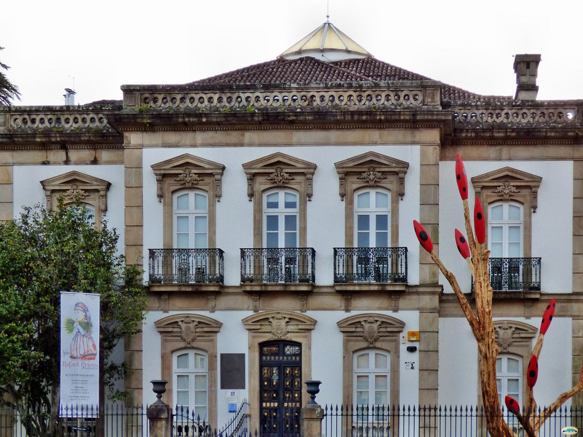 Palacete de las Mendoza, sede de Turismo Rías Baixas