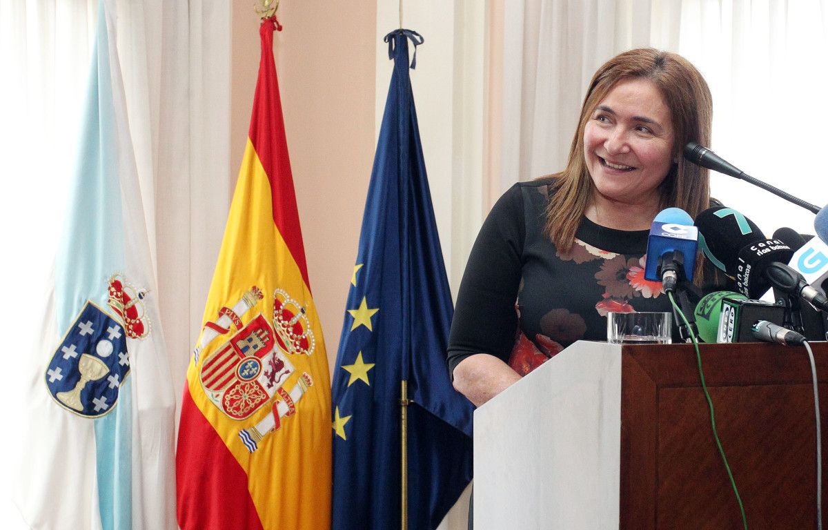 Ana María Ortiz toma posesión como subdelegada del Gobierno en Pontevedra