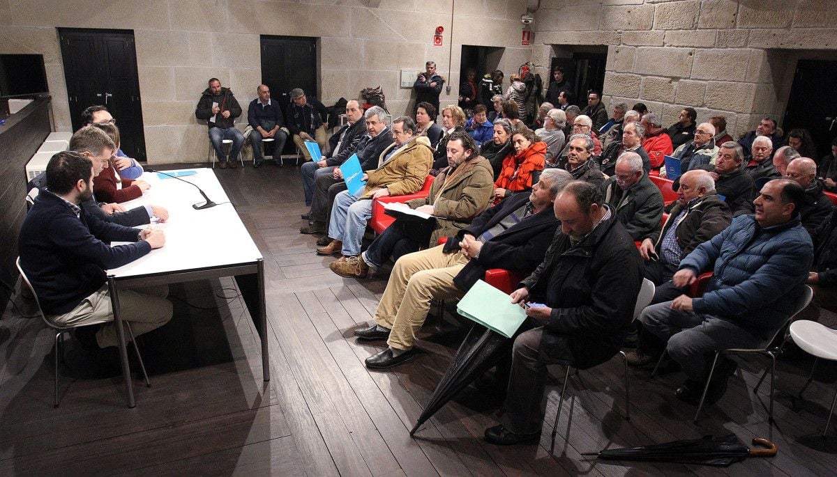 Reunión del PP con colectivos sociales por las ayudas de Ence