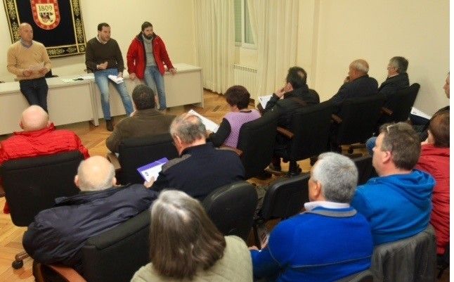 Reunión con los representantes de las Comunidades de montes vecinales en man común del territorio de Cotobade