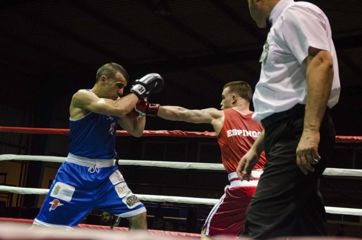 Aarón González, na velada de boxeo celebrada en La Línea de la Concepción