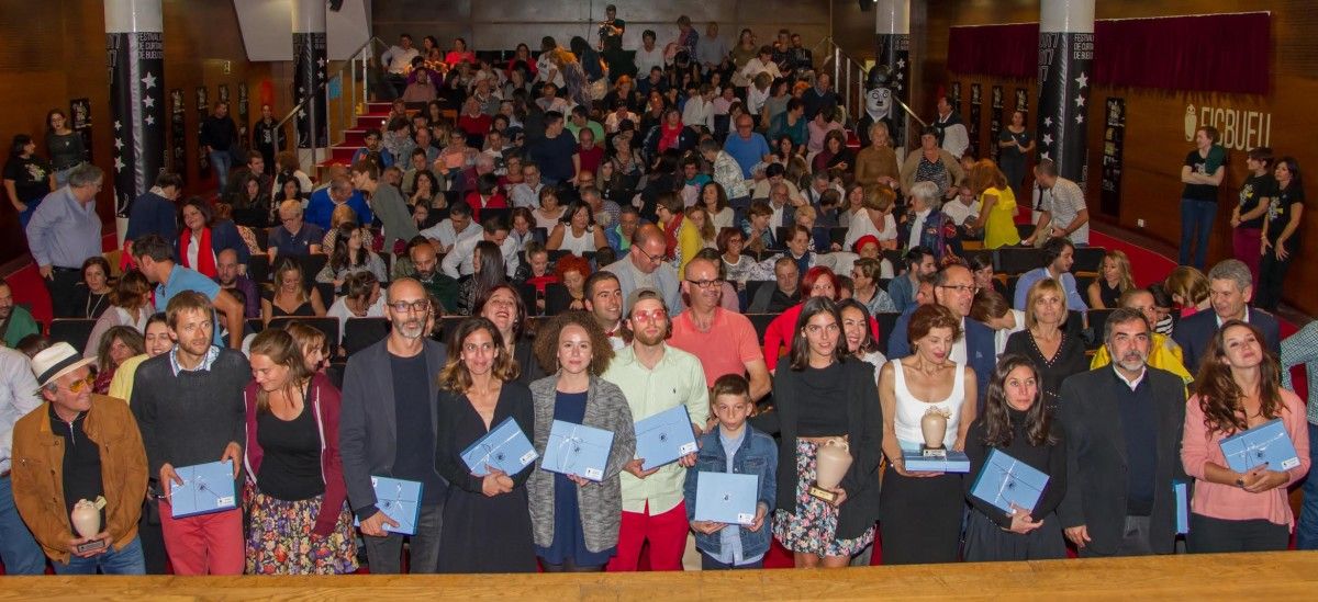 Premiados y autoridades del X FIC BUEU