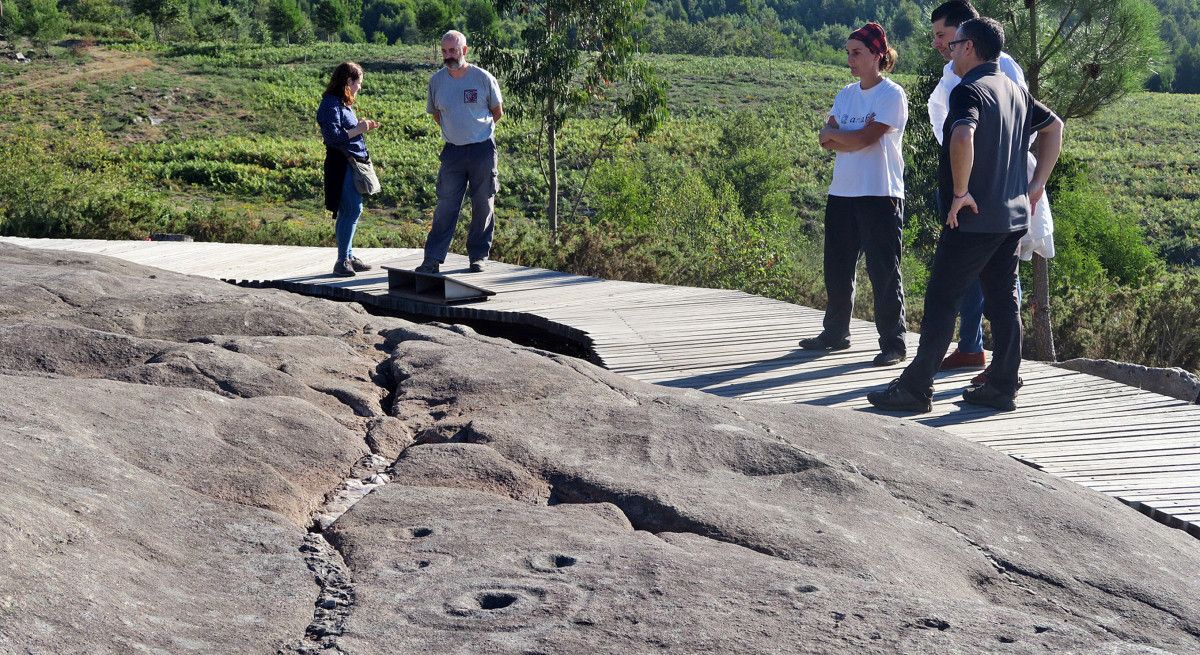 Limpeza da Laxe das Cruces e do Nabal de Martiño