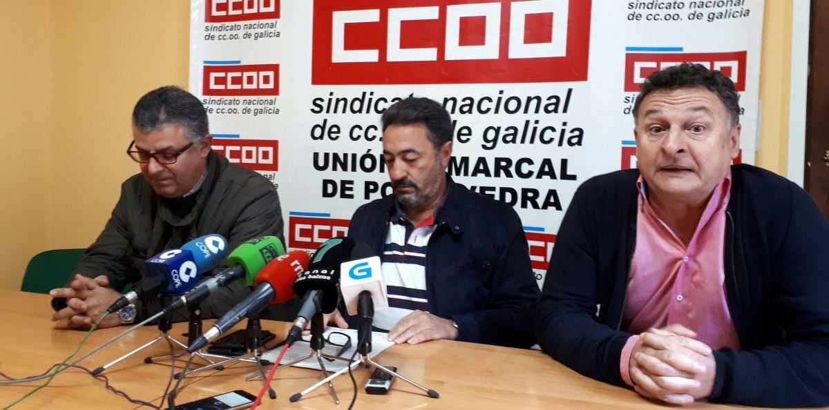 Dirigentes de Comisiones Obreras, con José Ramón Piñeiro en el centro