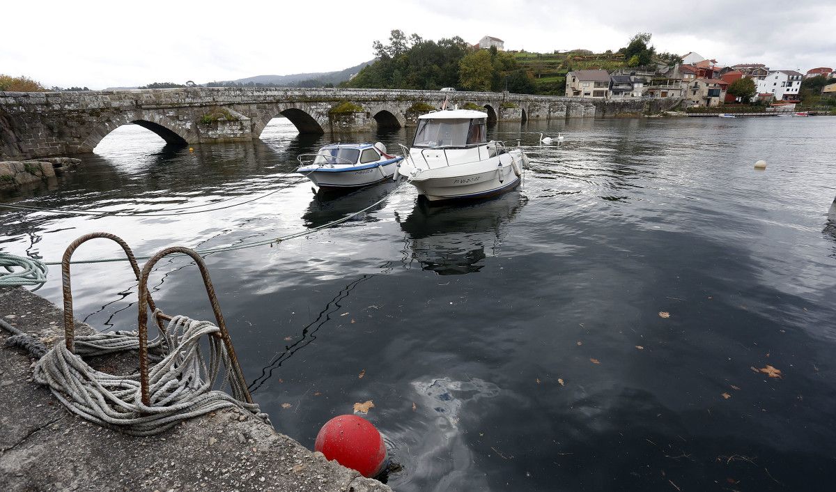 Desembocadura del río Verdugo en Ponte Sampaio