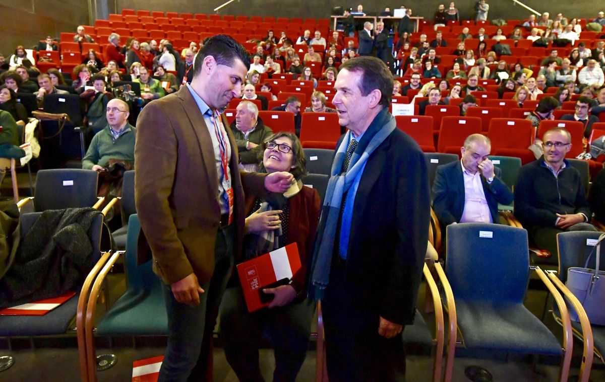 Encontro de Andrés Díaz e Abel Caballero no congreso do PSOE