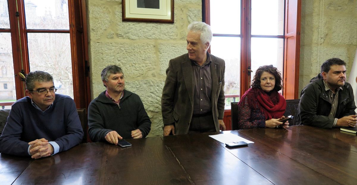 Xosé Luís Martínez, Xulio Barreiro, Luciano Sobral, Chelo Besada y Gregorio Agís