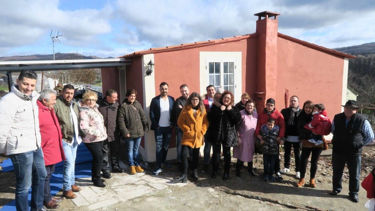 Este domingo fue la entrega de las llaves de la nueva casa arreglada con la colaboración ciudadana