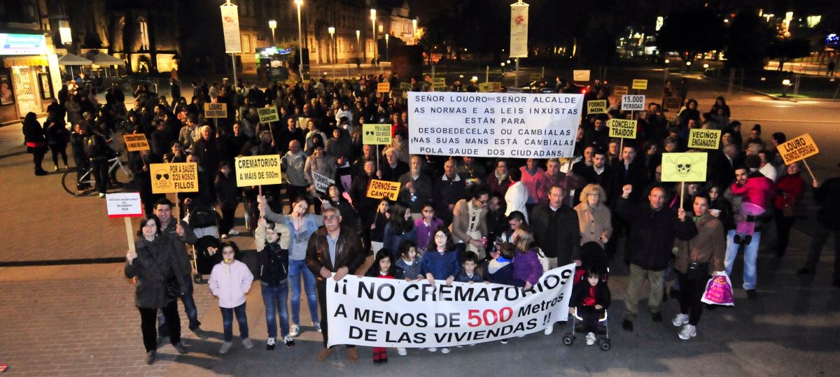 Manifestación de la Plataforma Non Crematorios Pontevedra Leste