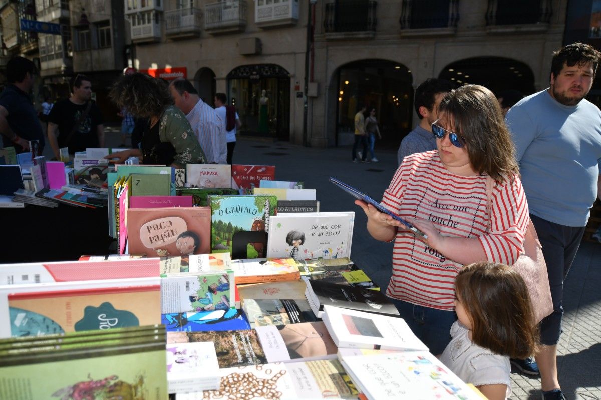 'Libros na Rúa', en el Día das Letras Galegas