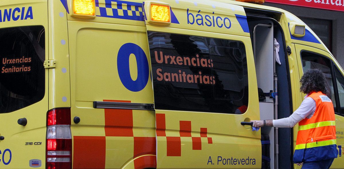 Ambulancia medicalizada (ARQUIVO)