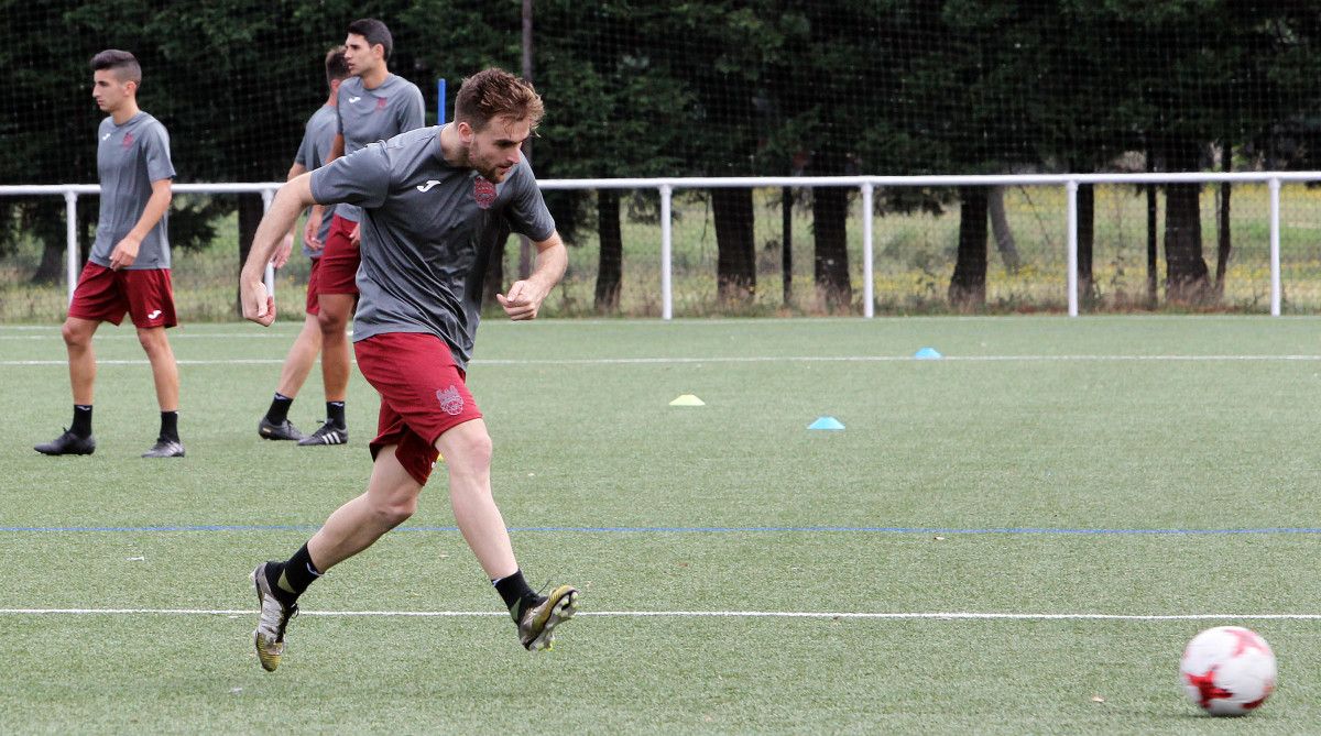 Entrenamiento del Pontevedra en A Xunqueira