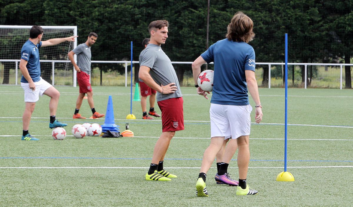 Entrenamiento del Pontevedra en A Xunqueira