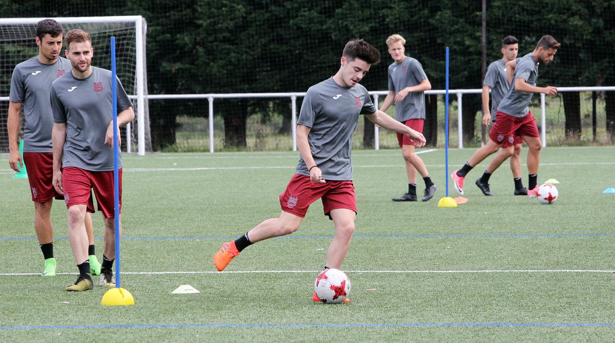 Entrenamiento del Pontevedra en A Xunqueira