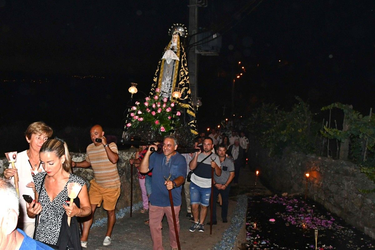 Procesión de las antorchas en A Insua