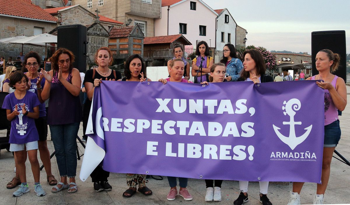 Concentración de repulsa polo intento de agresión sexual no Armadiña Rock