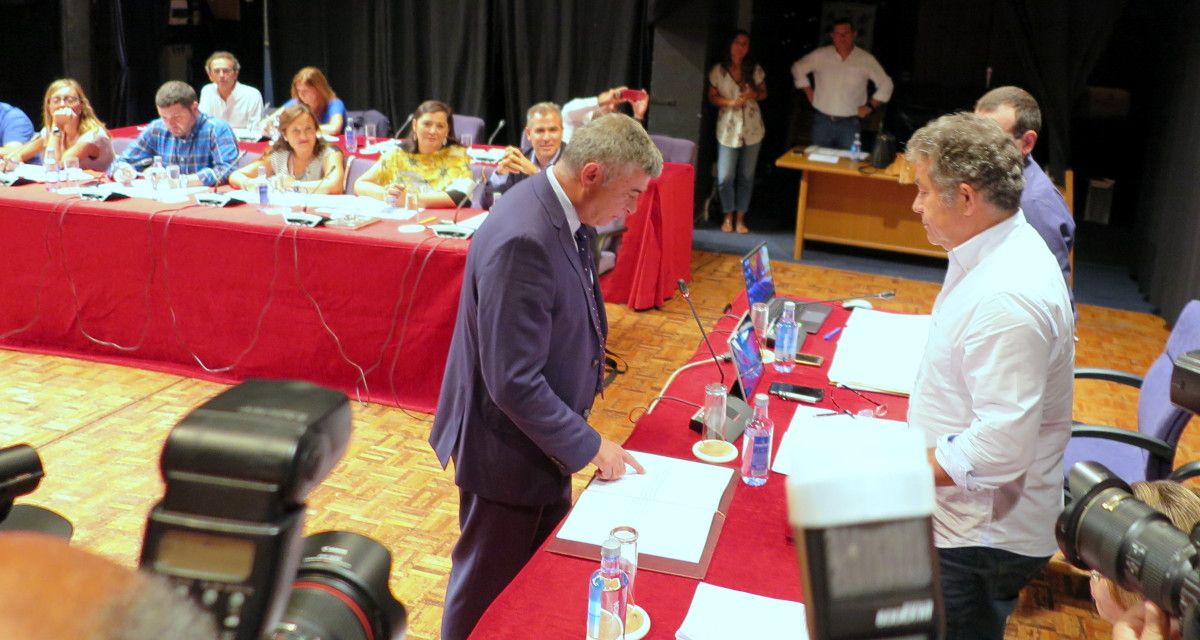 Gerardo Pérez Puga toma posesión como concejal del PP en el pleno municipal de Pontevedra