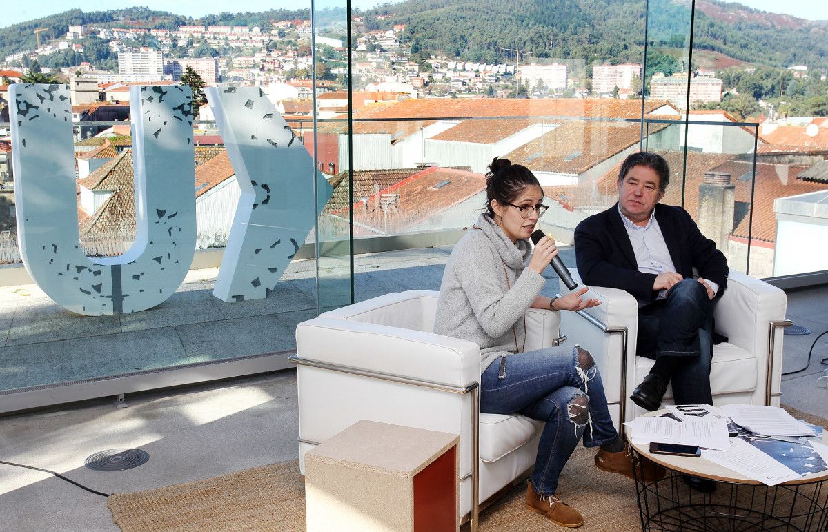 Anabel Gulías y Miguel Anxo Fernández Lores en la presentación de 'Urbtopías'