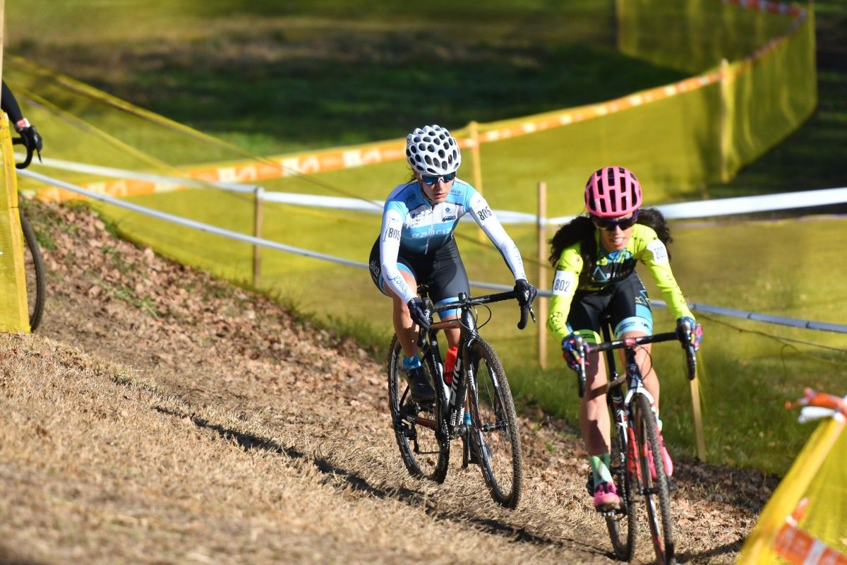 Pruebas y ambiente de la última jornada del Campeonato de España de Ciclocross