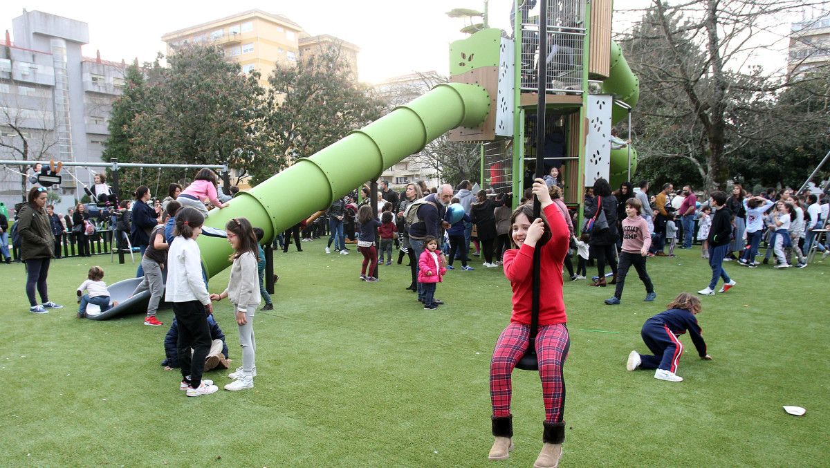 Fiesta de inauguración del parque infantil de Campolongo