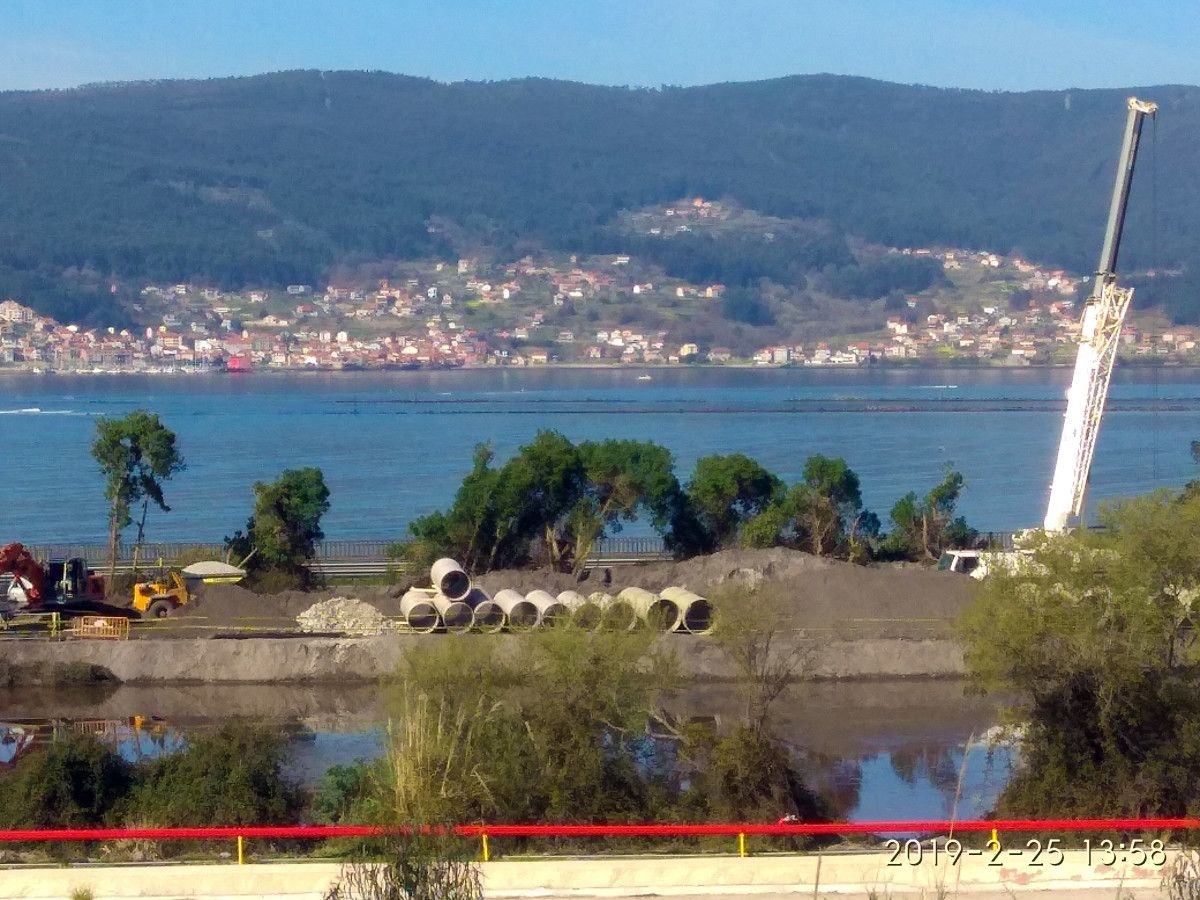 Obras en el recinto de la empresa ENCE