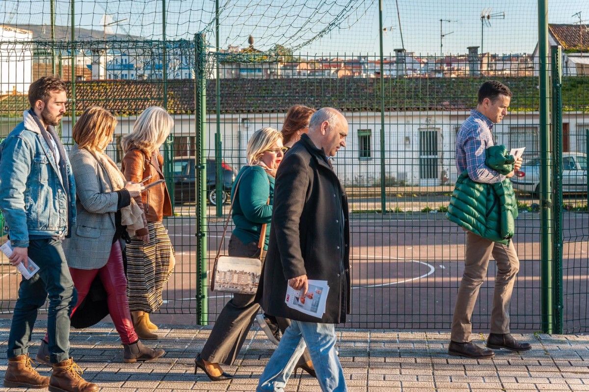 Tino Fernández visita o barrio da Seca