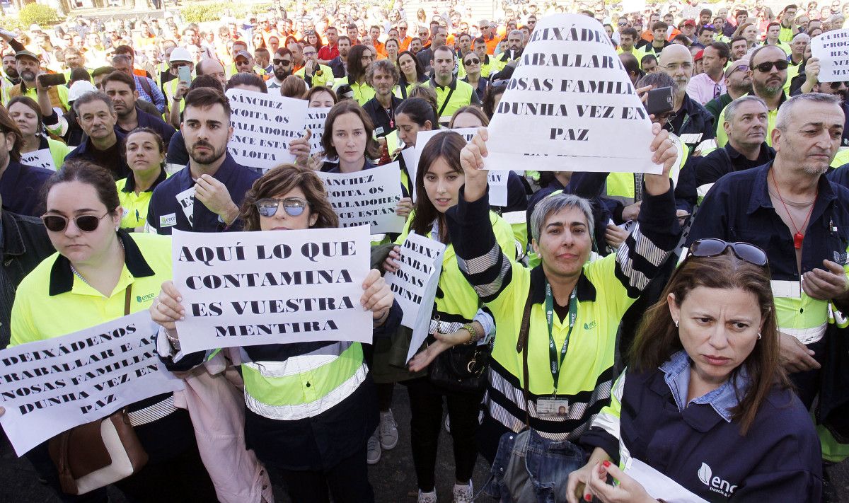 Movilización de los trabajadores de la fábrica de ENCE en Lourizán y de sus empresas auxiliares