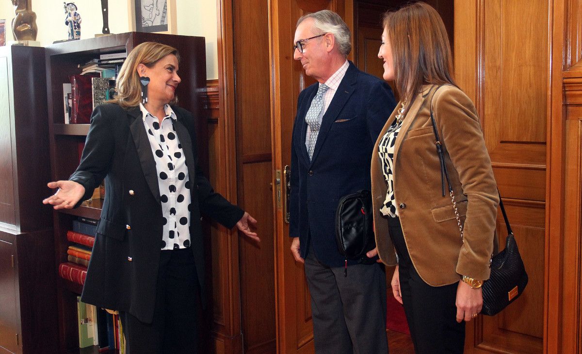 Carmela Silva, Antonio de Ron y Elena Cartea