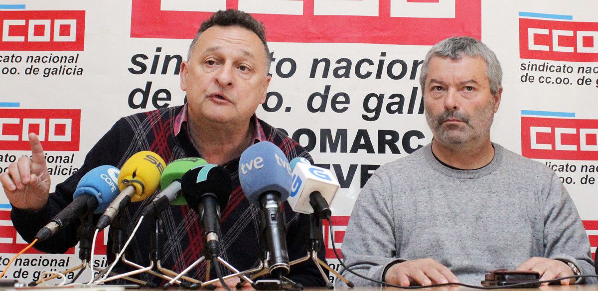 José Luis García Pedrosa, a la izquierda, durante la convocatoria de prensa