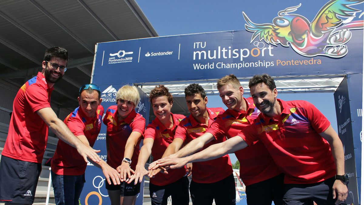 Equipo español que competirá en el mundial de triatlón cross del ITU Multisport