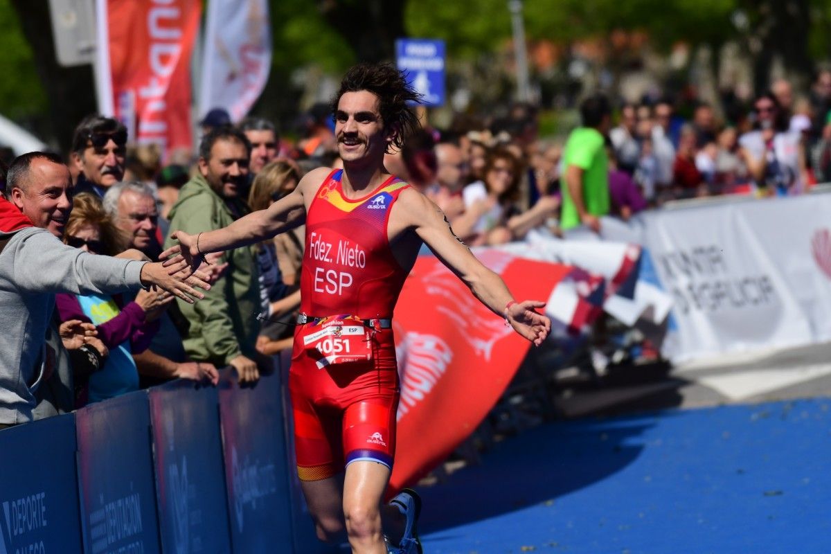 Cristian Fernández, en el Campeonato del Mundo de Acuatlón en Pontevedra