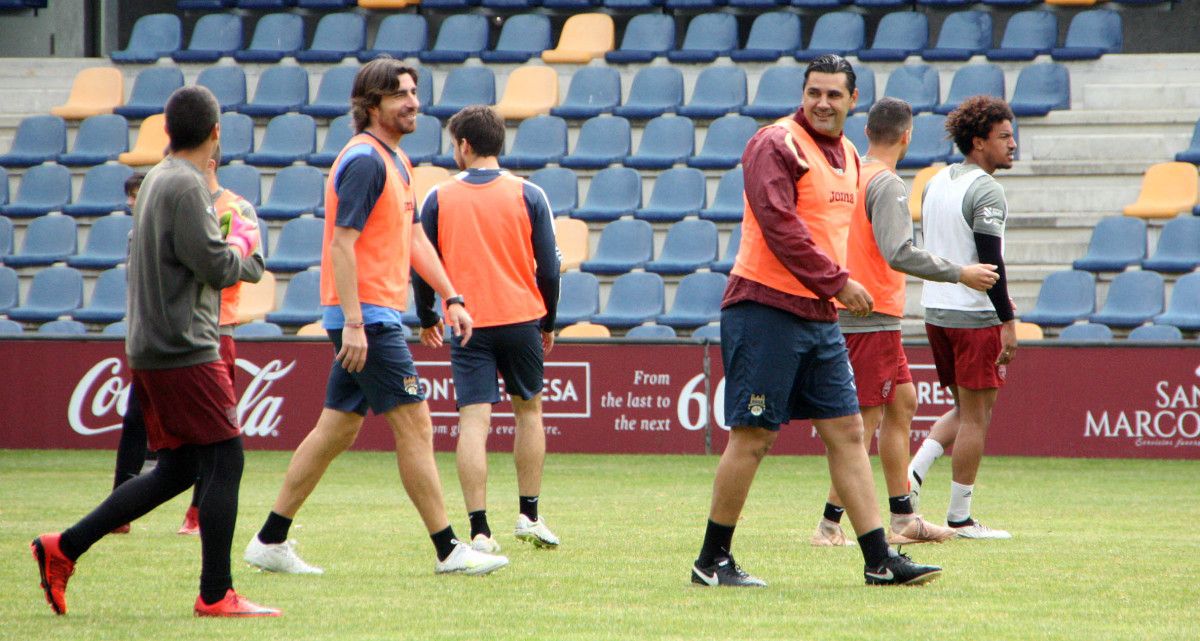 Luismi y Roberto Feáns, en el último entrenamiento del Pontevedra CF 18/19