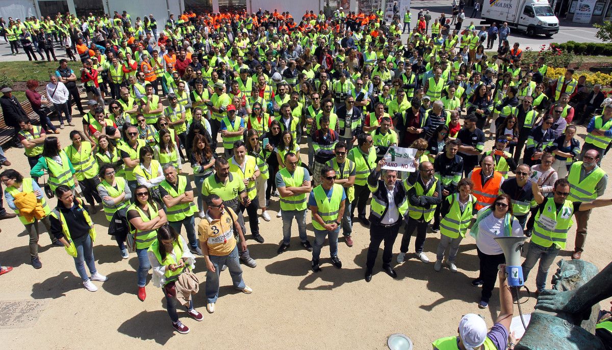 Cadena humana de los trabajadores de Ence