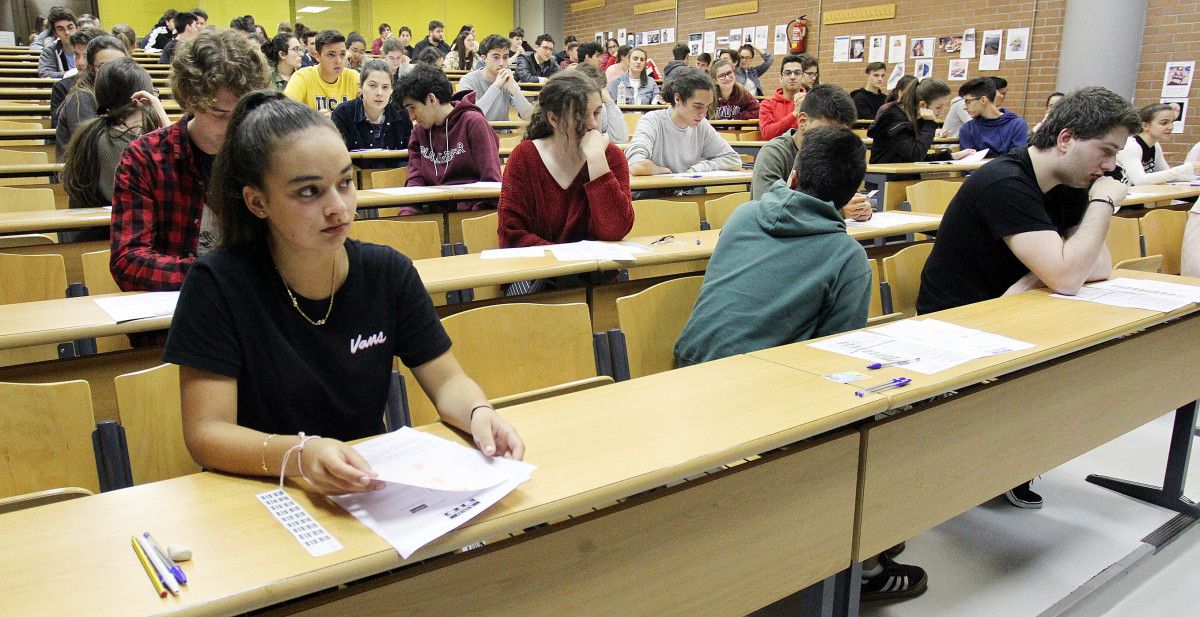 Exámenes de la ABAU en el campus de Pontevedra