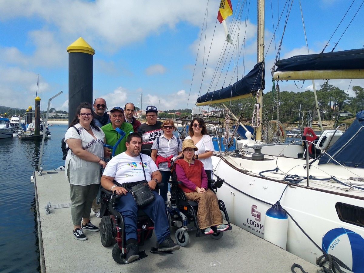 Jornadas de Vela Adaptada para los usuarios del centro Amizade en Monte Porreiro